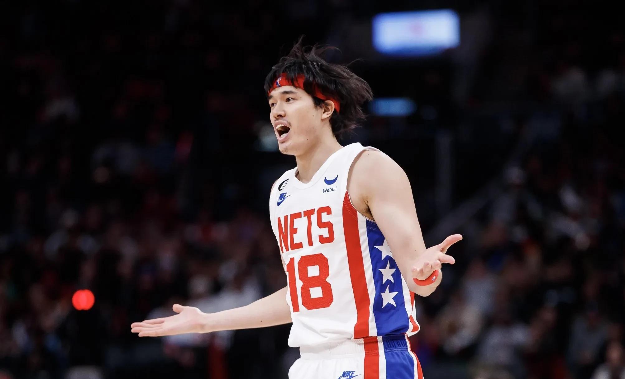 日本男篮完胜澳大利亚男篮，莫里斯惊艳世界