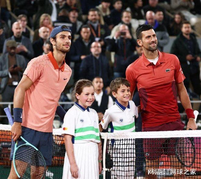 开云体育APP下载-法国网球队爆冷欧洲网球队，费德勒送出助攻的简单介绍