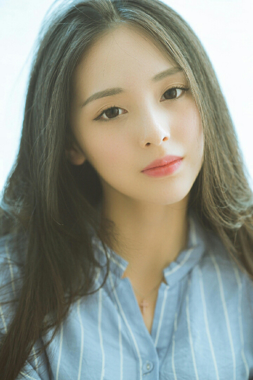 金玟哉关键时刻显身手，多特蒙德稳稳击败秘鲁对手